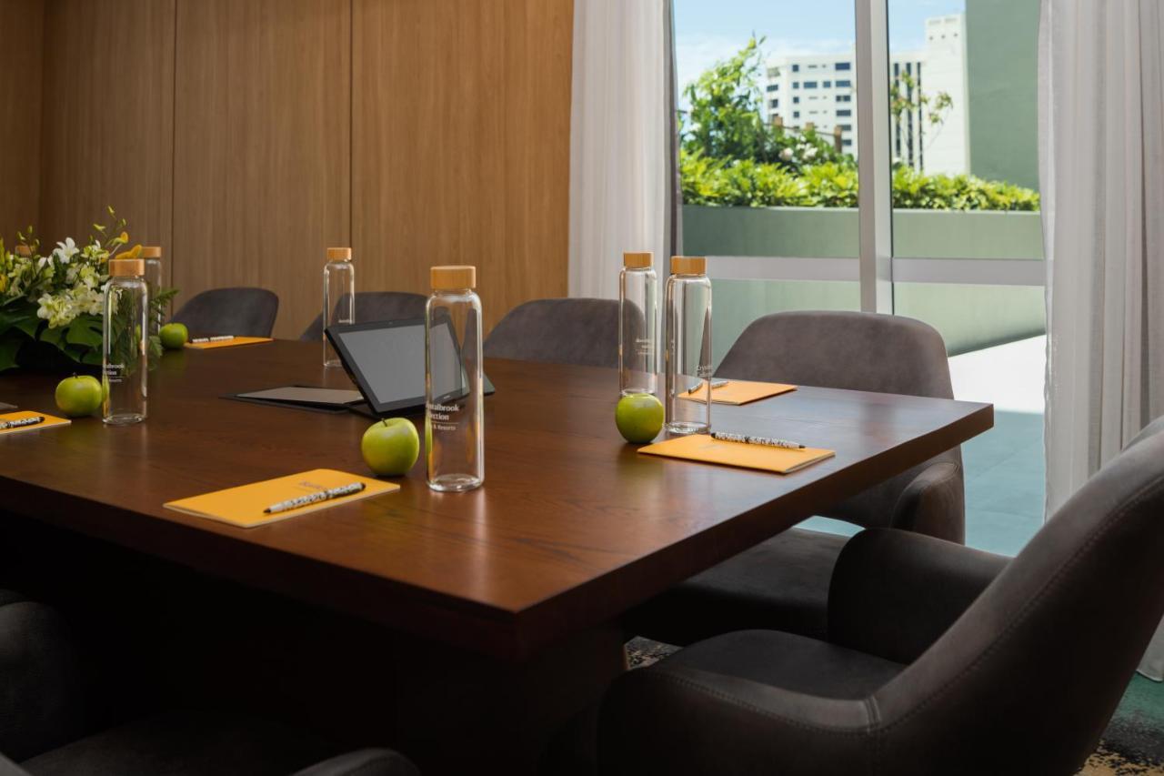 Crystalbrook Bailey Hotell Cairns Eksteriør bilde Meeting room at the JW Marriott Hotel, Panama City